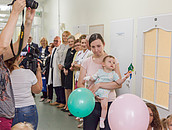 Kolorowe otwarcie odnowionego oddziału szpitala w Żninie zdj. 8