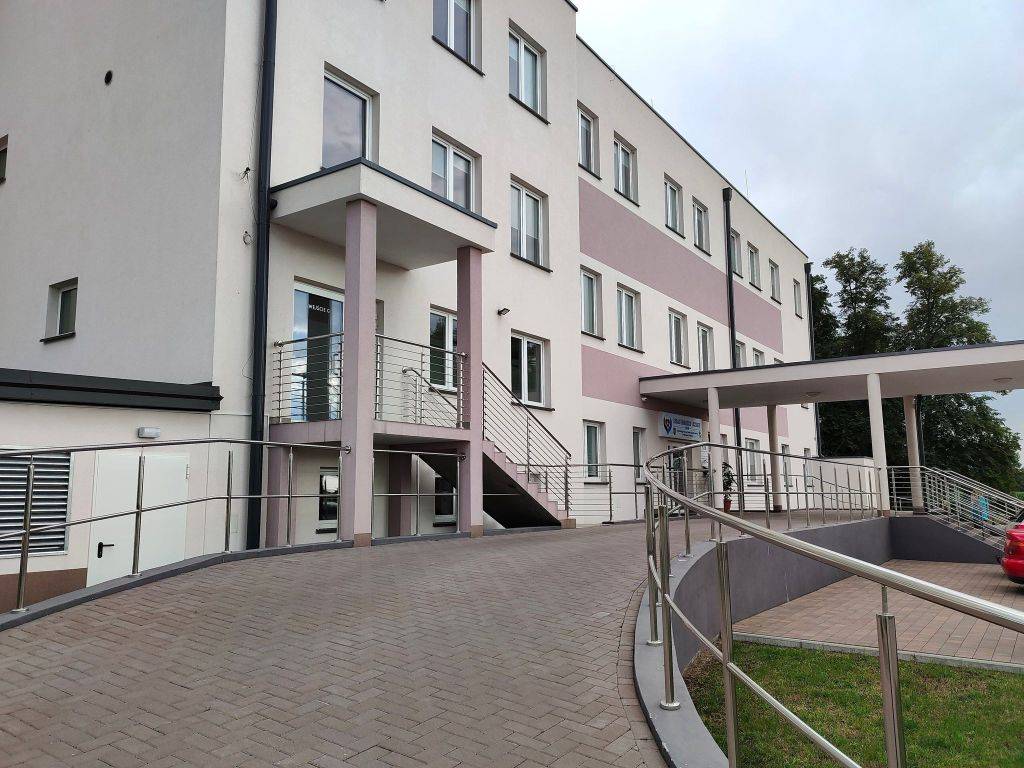 Modernizacja i rozbudowa nieużytkowanego budynku dawnej szkoły na Zakład Opiekuńczo-Leczniczy