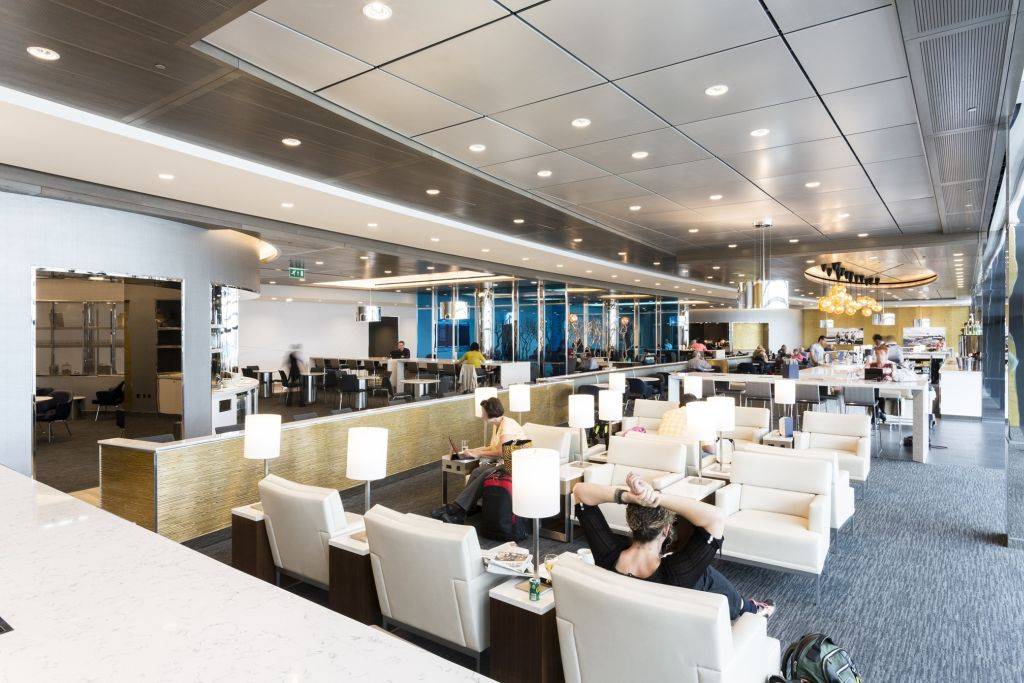 Luksusowe wakacje jeszcze zanim wylecisz - słynne VIP lounge działały na lotniskach już w latach 40 zdj. 4